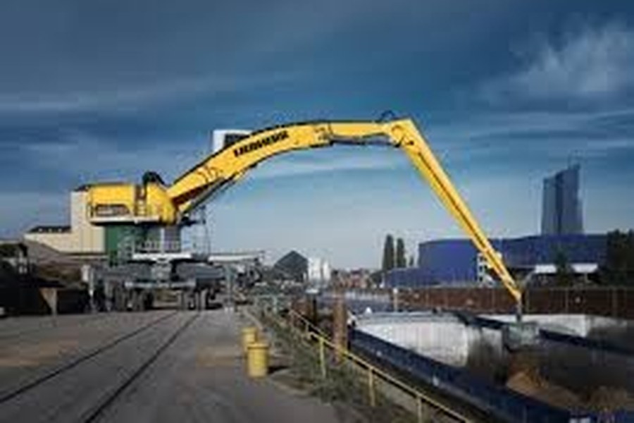 Máy xếp dỡ công nghiệp Liebherr
