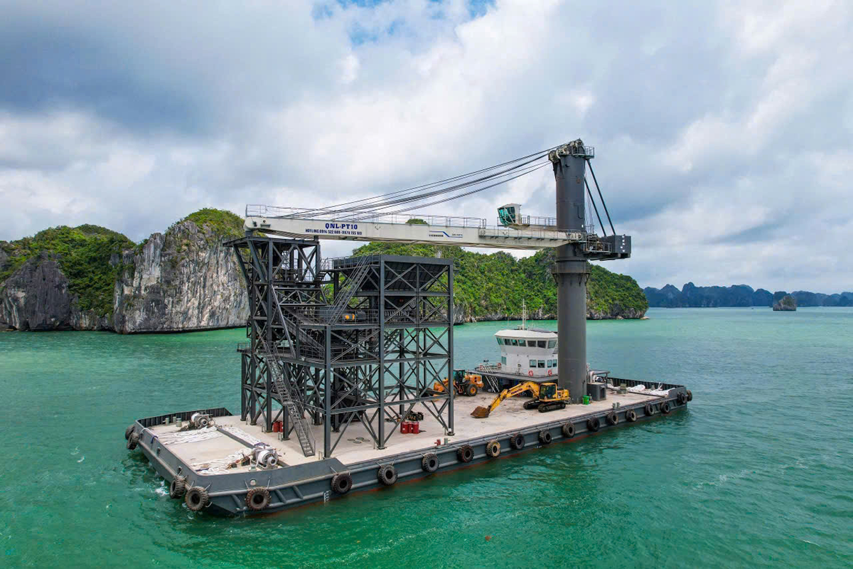 Cẩu nổi chuyển tải FTS